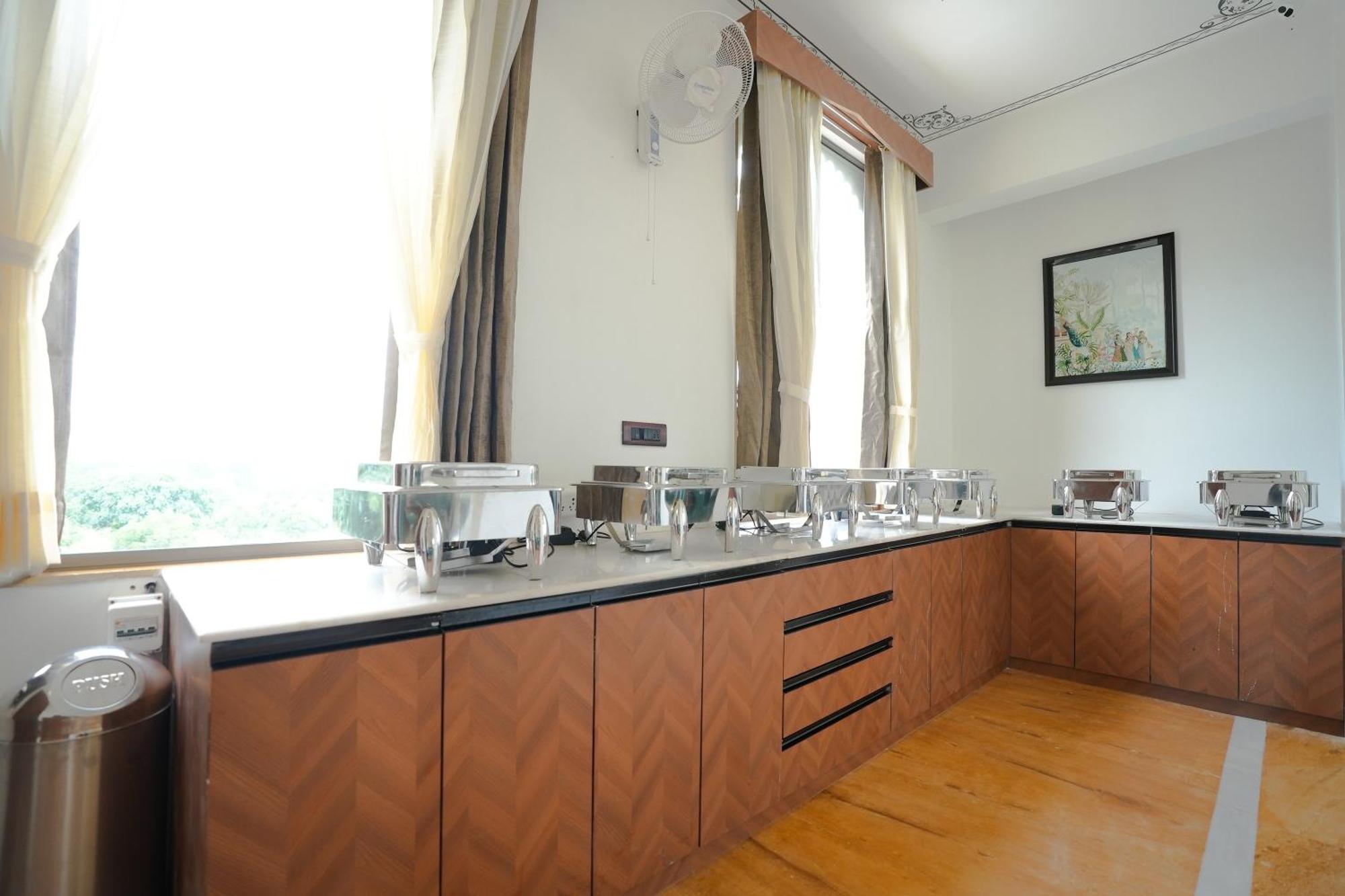 Maangarh Resorts Udaipur Esterno foto